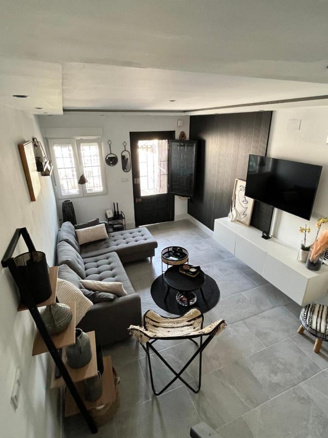Prachtig Gemoderniseerde Woning Op 250 Meter Van Het Strand 산타 폴라 외부 사진